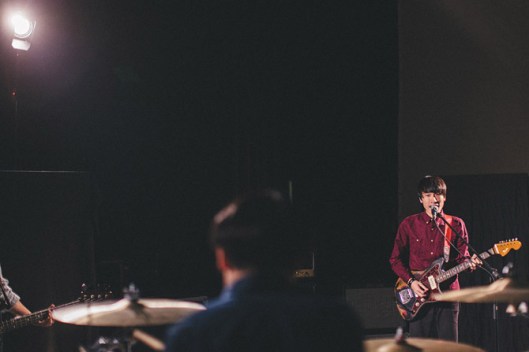 empty-tomb-band-mv-020